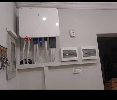 Goodwe 6kw and 8kw Hybrid inverter brand new import