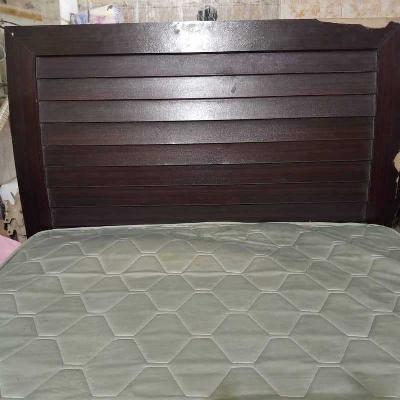 Single bed 2