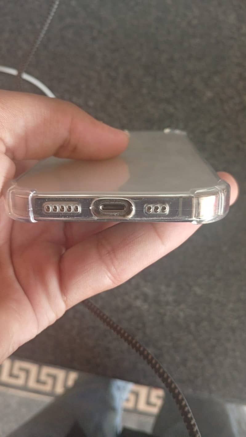 iPhone 12 1
