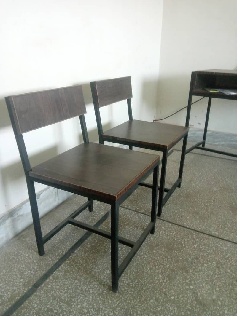 study table with chairs 0