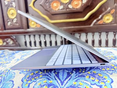 Dell XPS 9315 , i7-12th Gen, 32GB 1TB