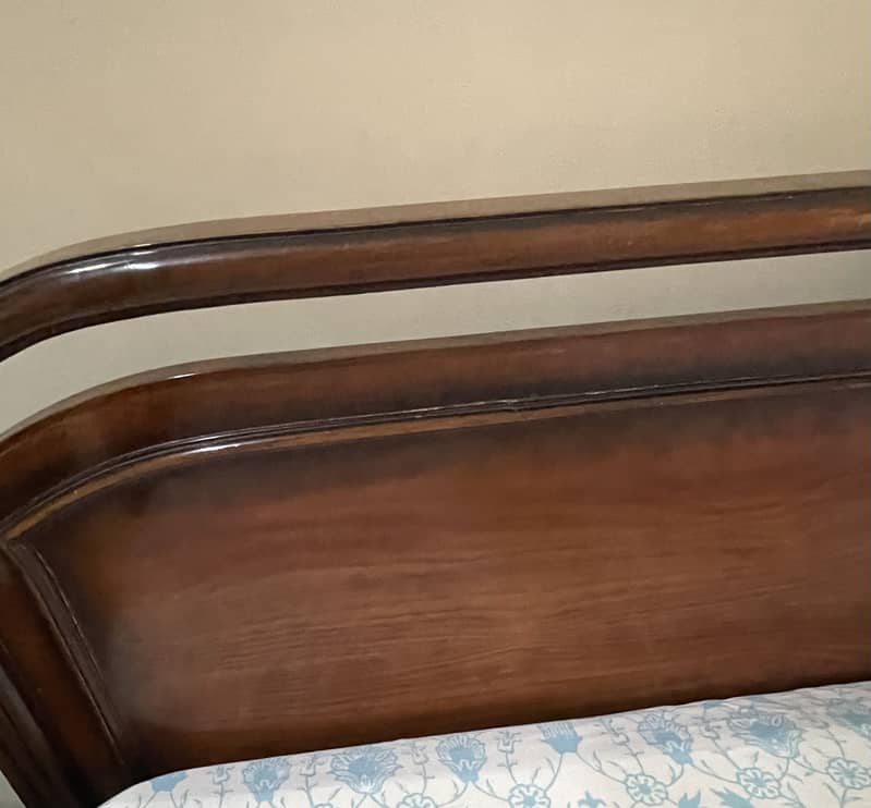 Custom made Solid Queen Size 2 side tables Spring mattress 1