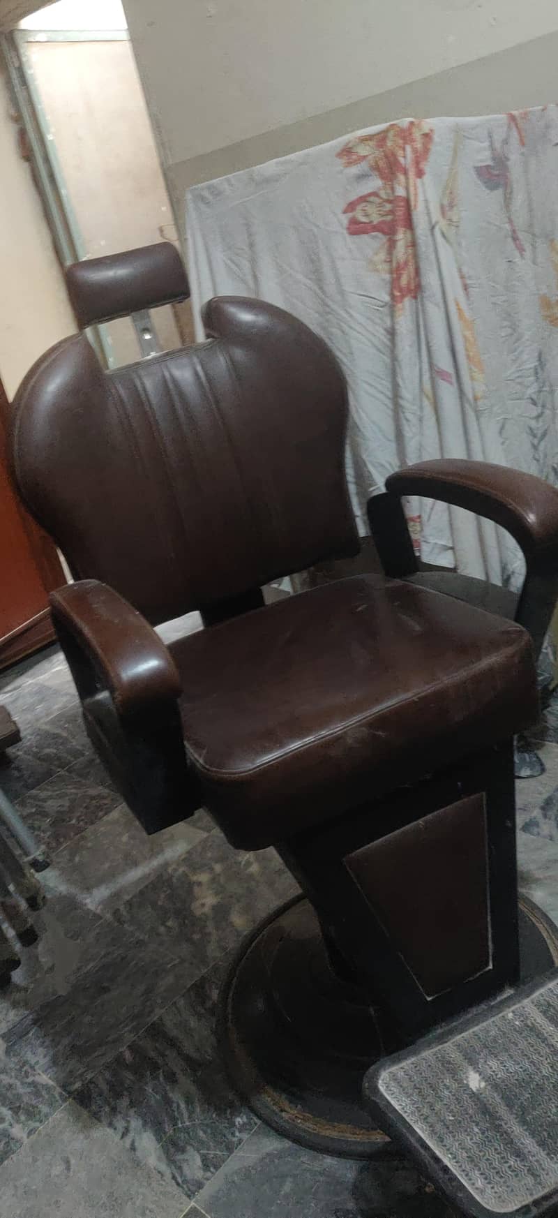chairs 0