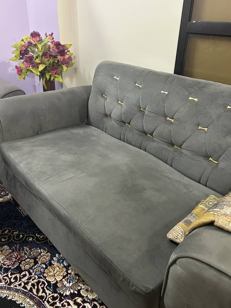 Sofa set 0