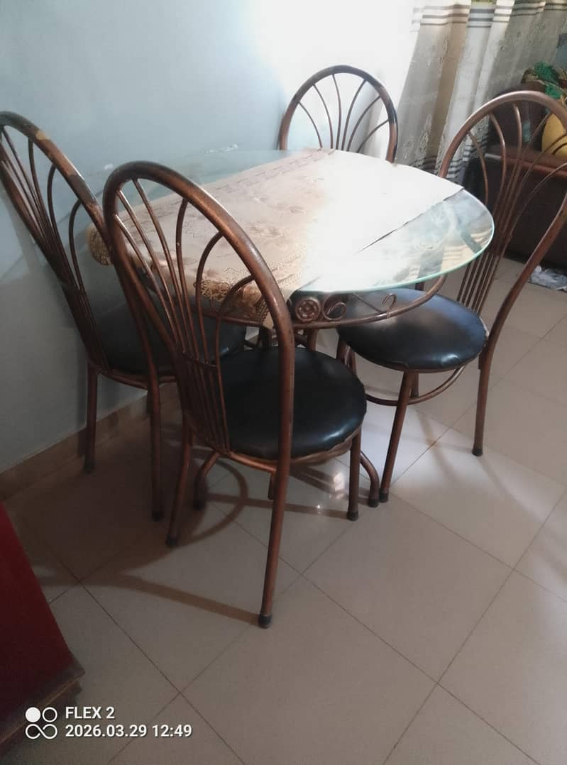 4 person dining table 3