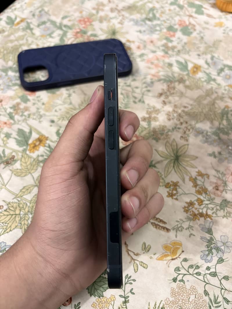 Iphone 14 jv 3