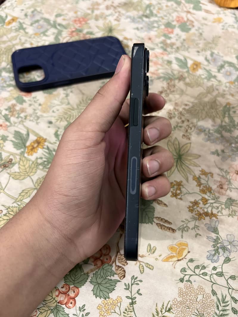 Iphone 14 jv 4