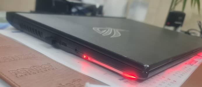 Asus ROG strix 513ie
