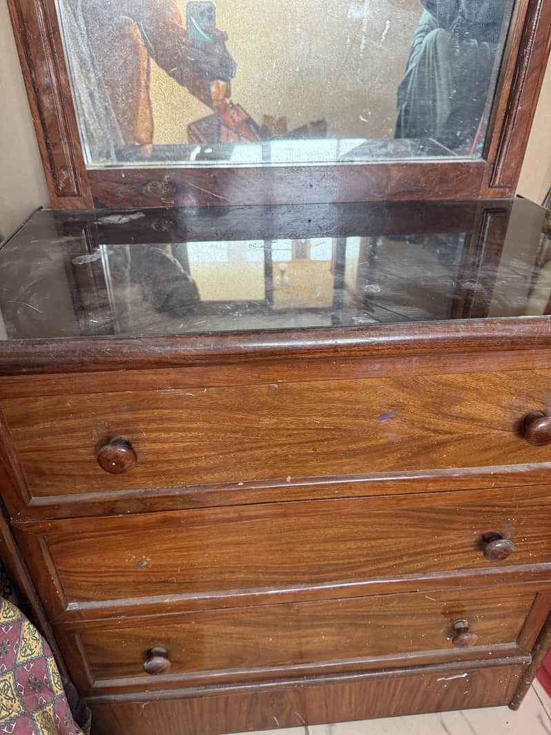 Solid wood dressing table with three drawers 0