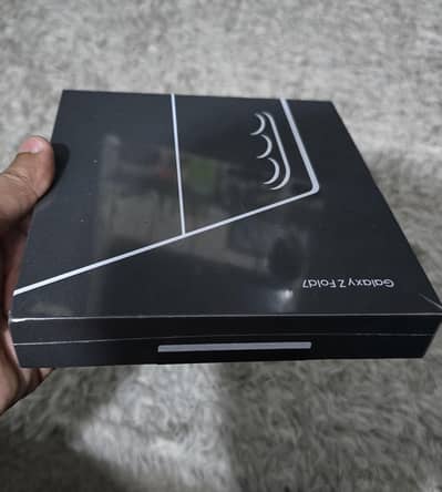 Samsung | Z Fold 7 |  Silver