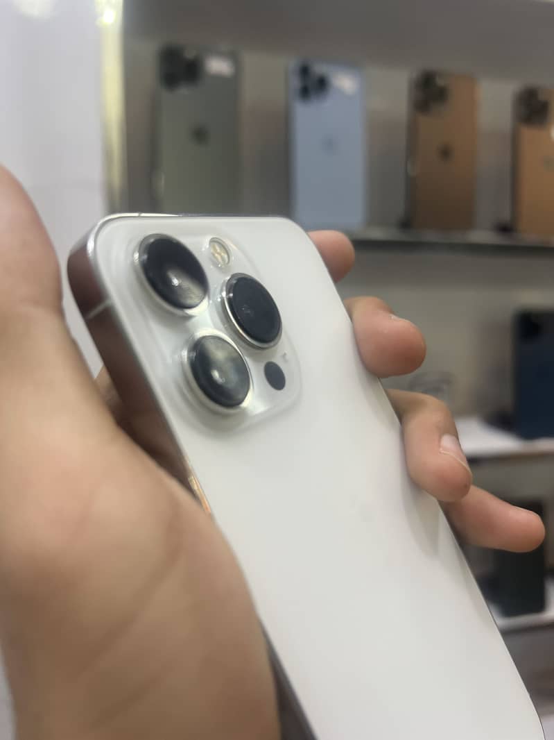 13 Pro 2