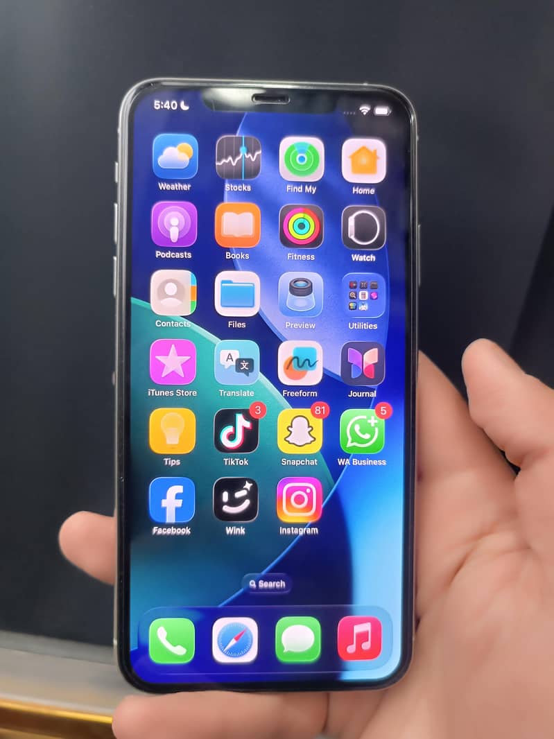 iPhone 11 pro max 2