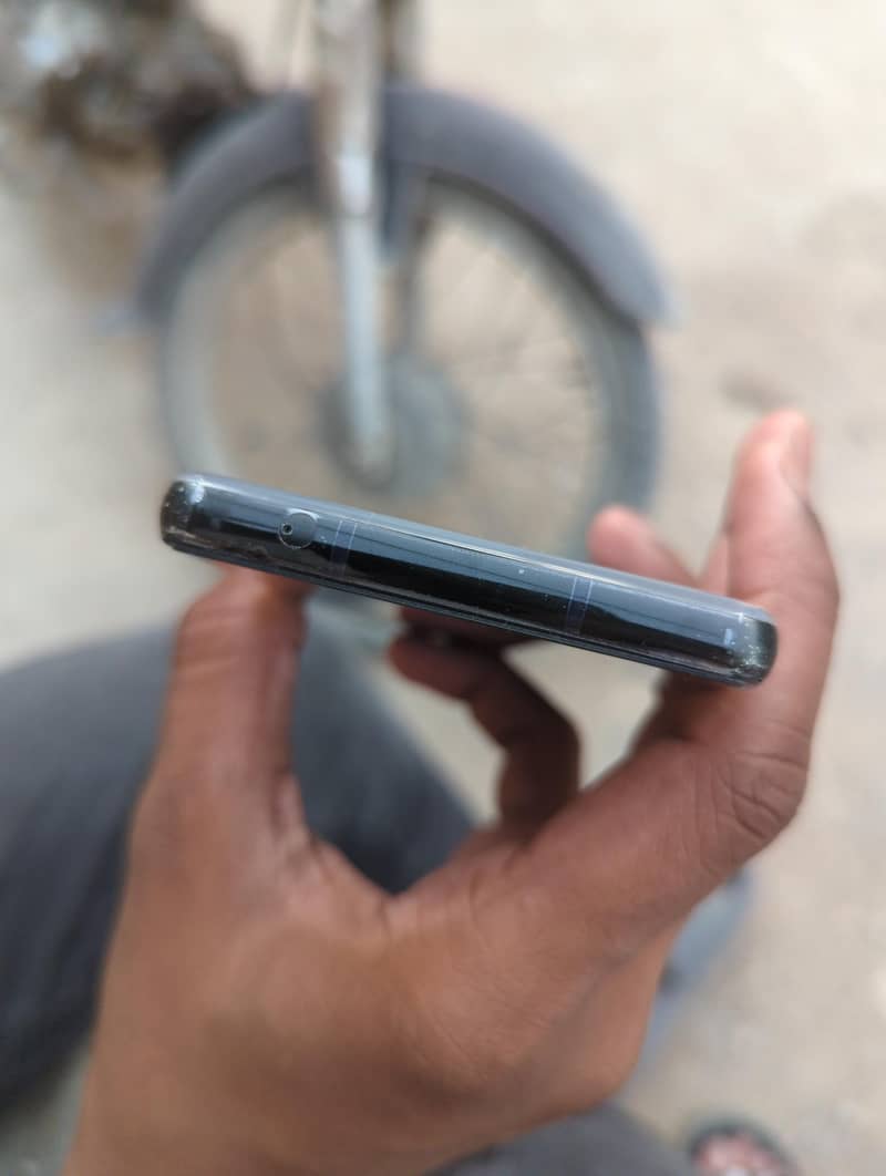 Google Pixel 6a 5