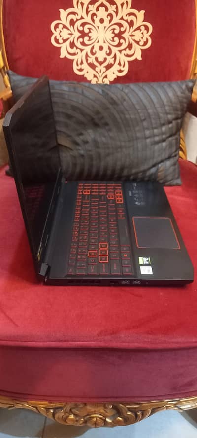Acer Nitro 5 16/512 i5-10500H rtx-3050Ti