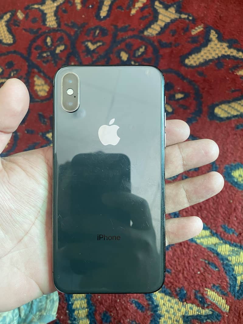 iPhone XS 3