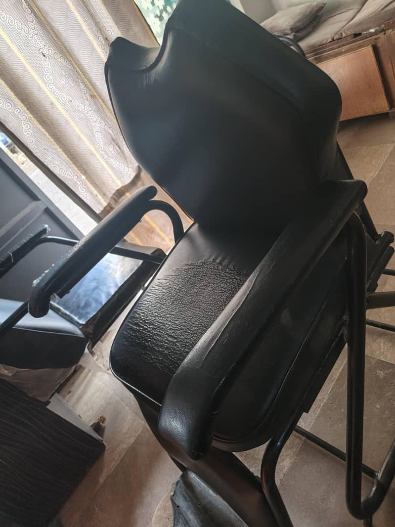 chairs 3