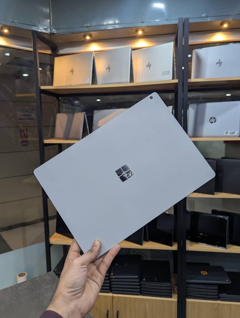 Microsoft Surface Book 2 8