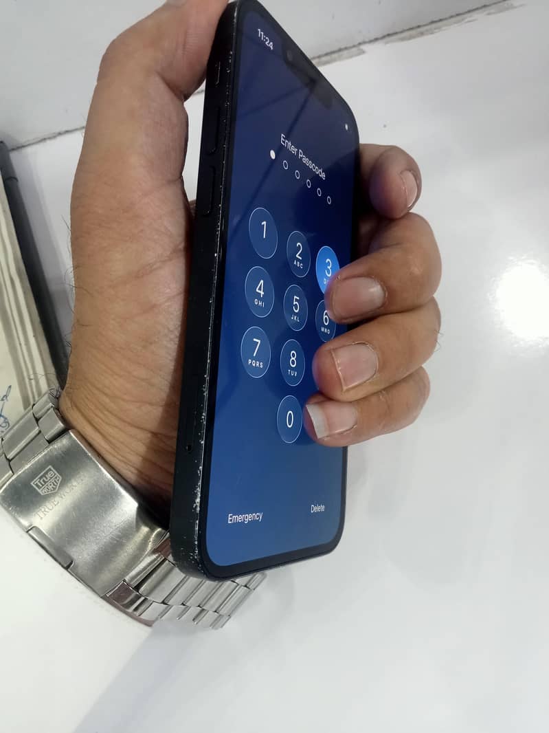 Iphone 13 mini 1