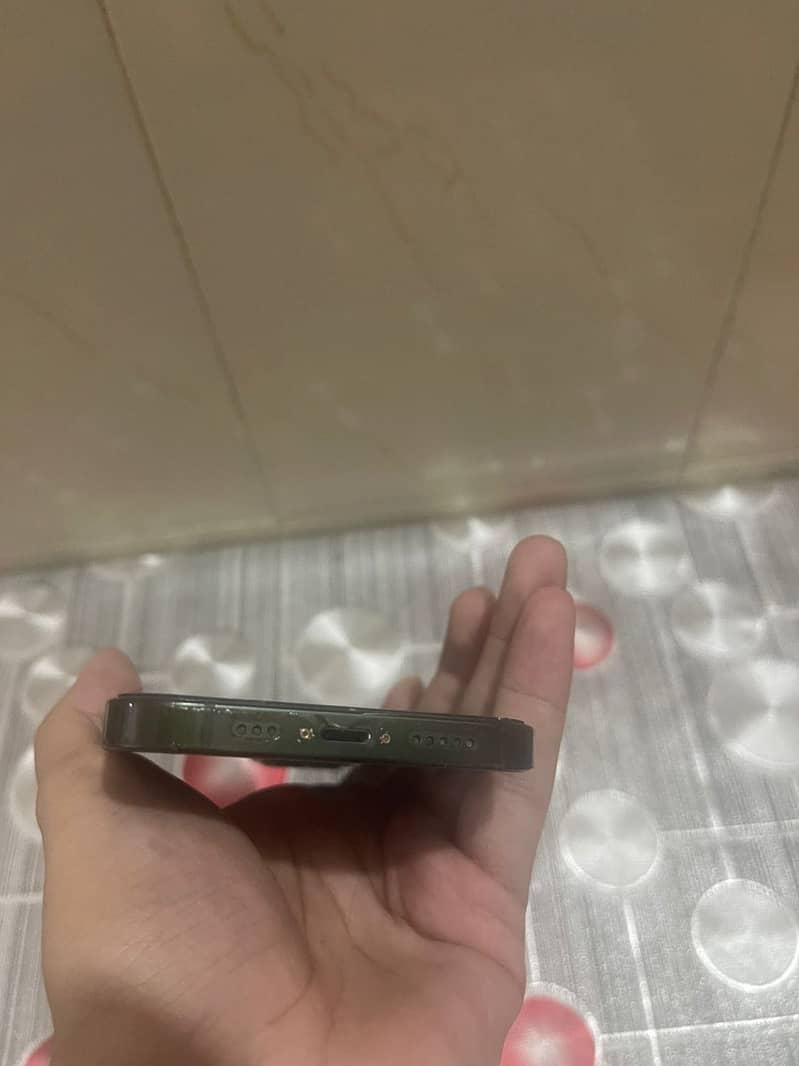 Iphone 13 2