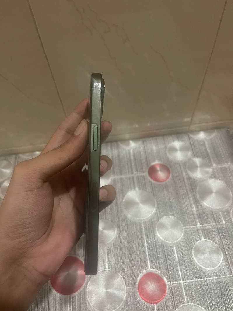 Iphone 13 3