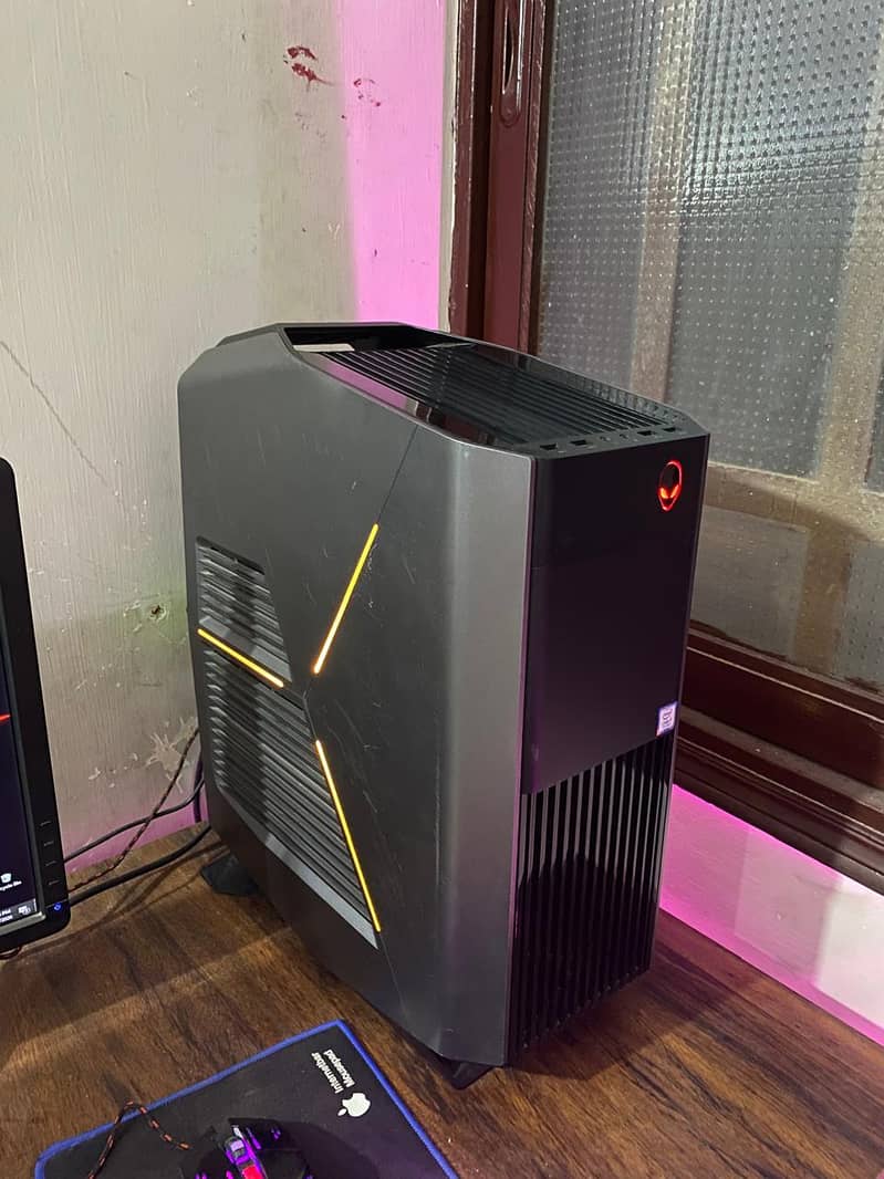 Alienware Aurora R6 Gaming PC Core i7 7th gen 8gb RAM - Gaming PCs ...