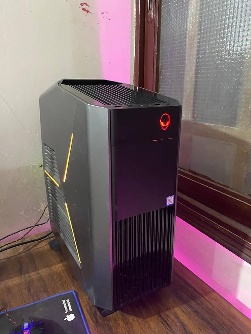 Alienware Aurora R6 Gaming PC Core i7 7th gen 8gb RAM - Gaming PCs ...