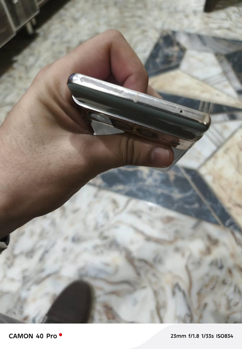 Google pixel 7 pro 4