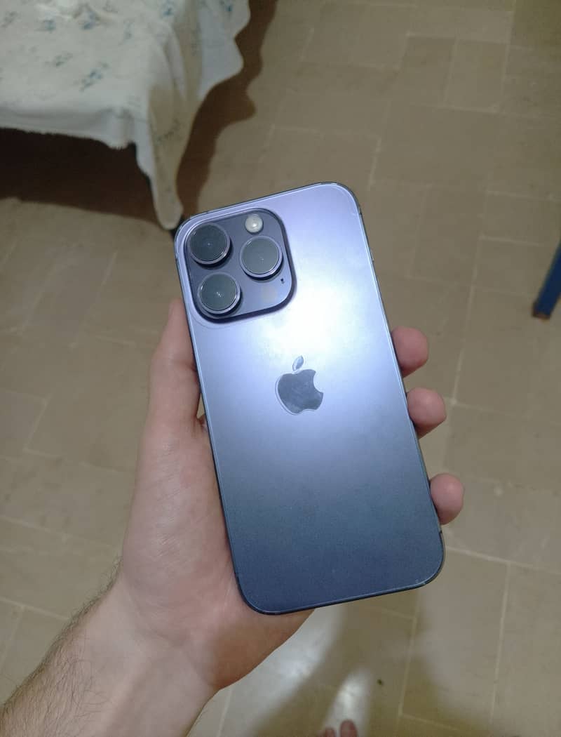 iPhone 14 Pro 0