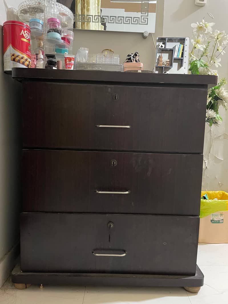 3 drawer unit 2