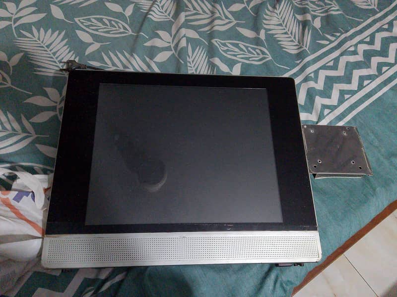 LCD TV 0