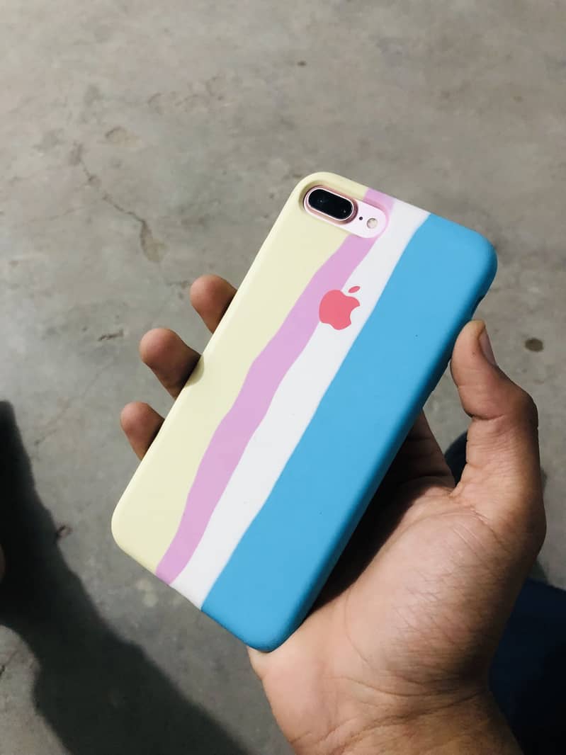 iPhone 7 PLUS 0