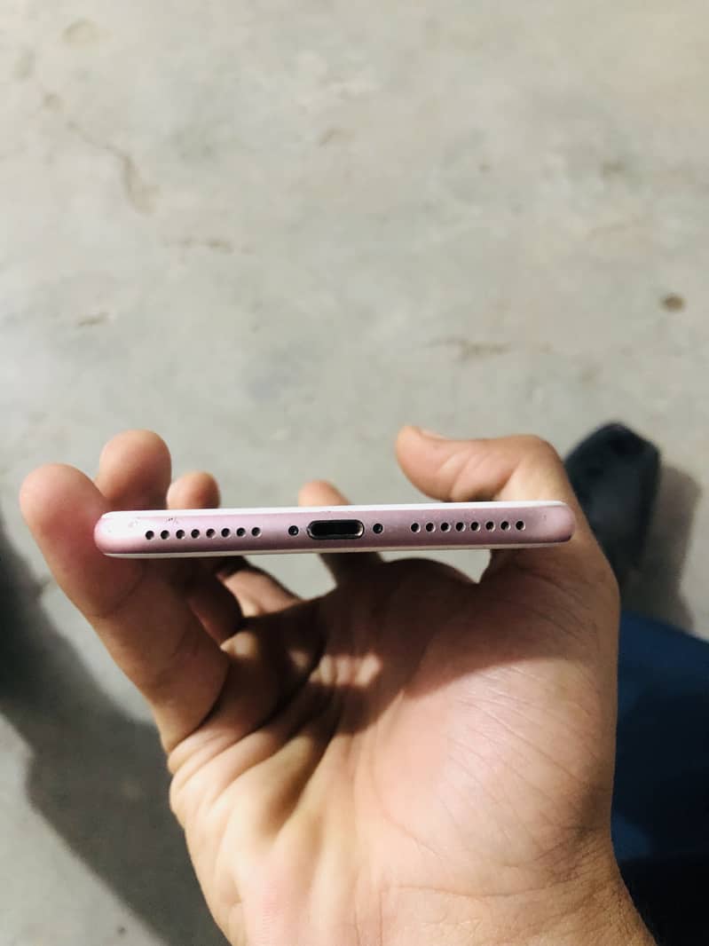 iPhone 7 PLUS 2