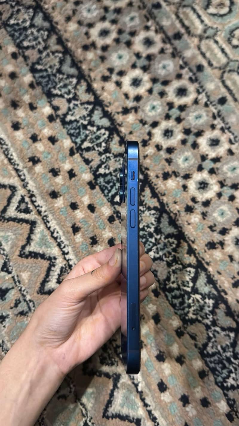 scratch less mobile. 4