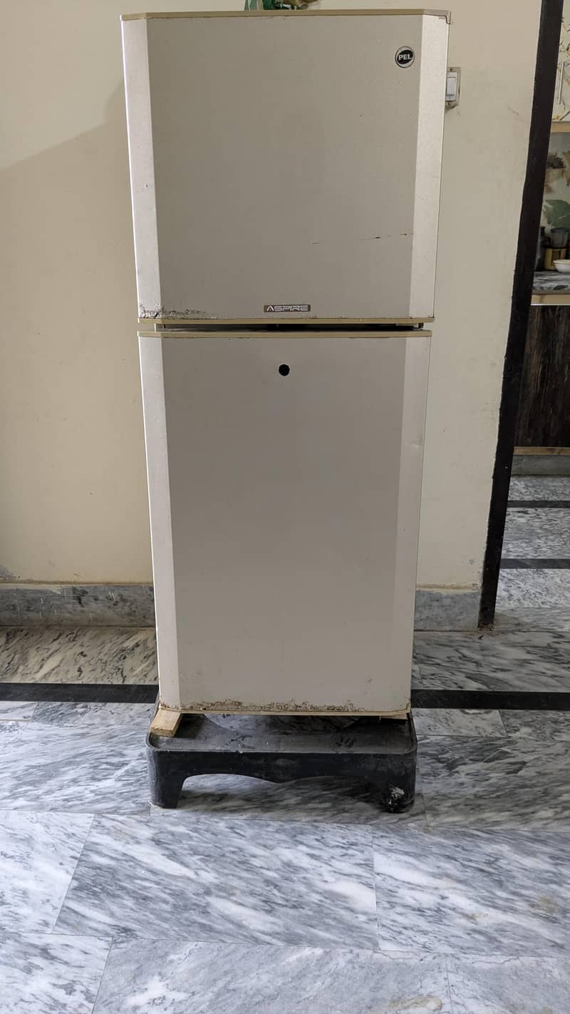 refrigerator 0