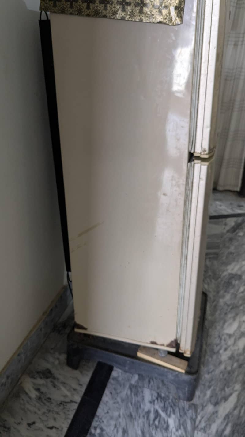 refrigerator 2