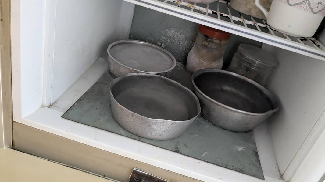 refrigerator 4