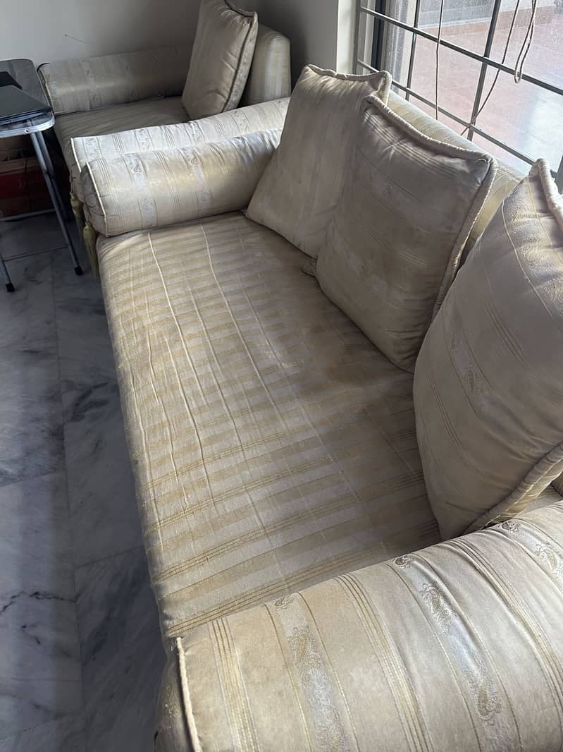 Sofa set 4