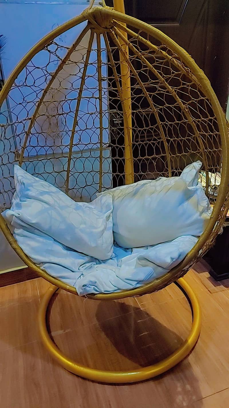 SWING POD 1