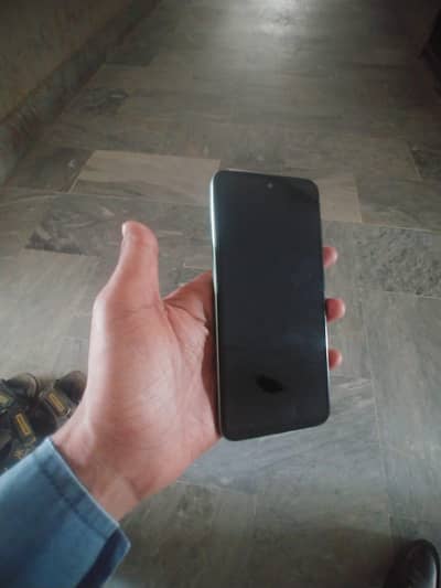 Hot 50i 6+6/128 read add plz