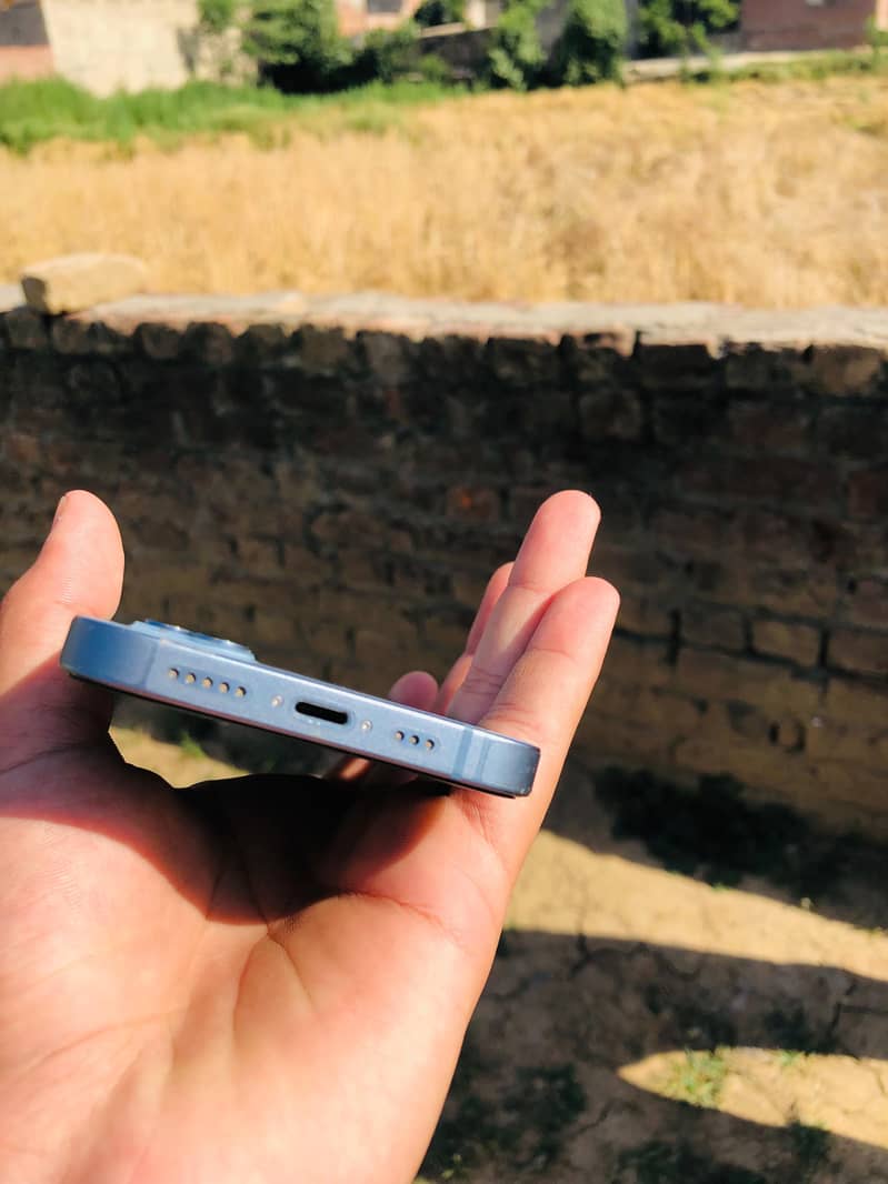 iPhone 14 1
