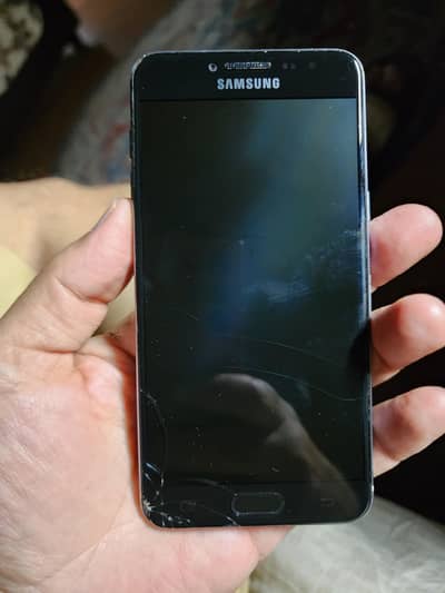 Samaung C7 with broken panel