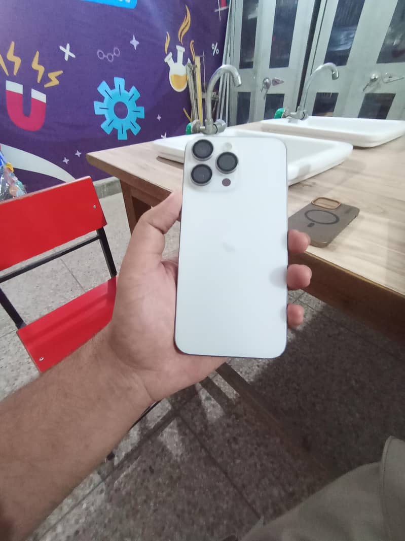 iphone 15 pro max 0