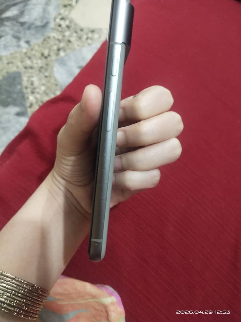 google pixel 8 13