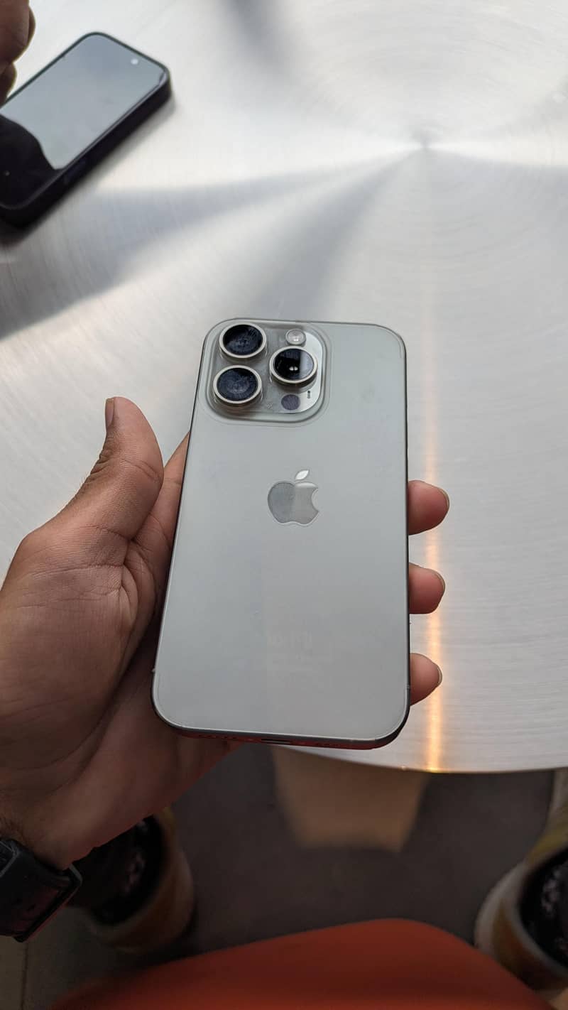 iphone 15 pro 1