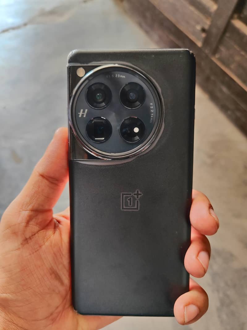 OnePlus 12 2