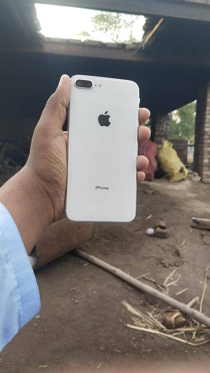 iphone 8 plus 1
