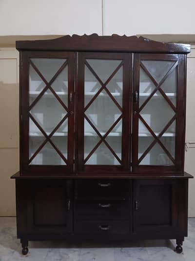 Pure sheesham wood showcase