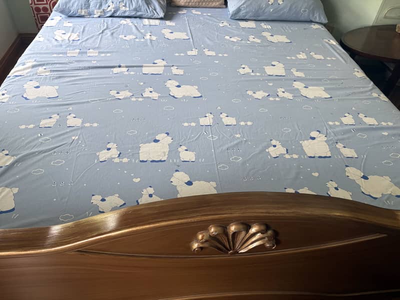 Slightly used bed 2