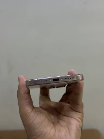 iphone 16 pro max Jv