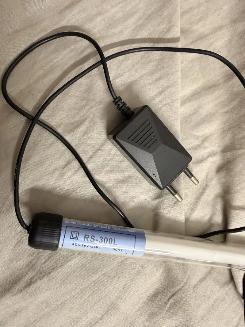 Heater, light, air pump aquarium — photo 2
